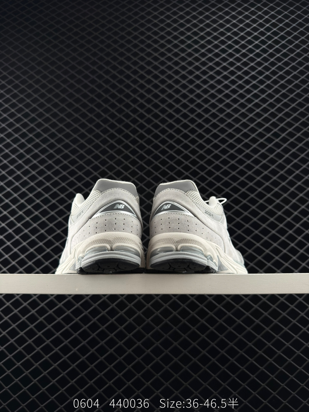 New Balance ML2002R0